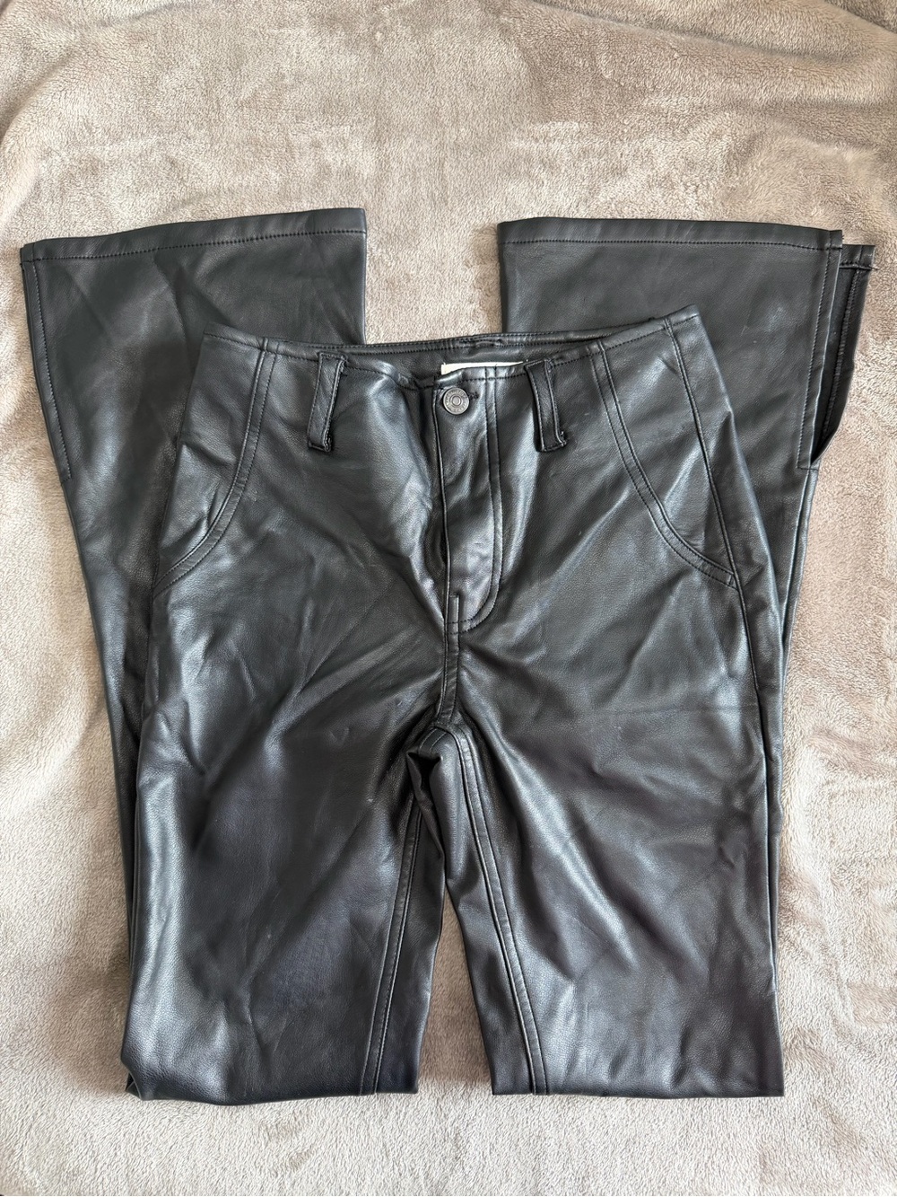 We the Free - Black Faux Leather Women's Jeans - Sleek Pull-On Style